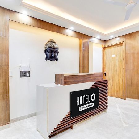 Super Hotel O Sector 43 Gurgaon Exterior photo