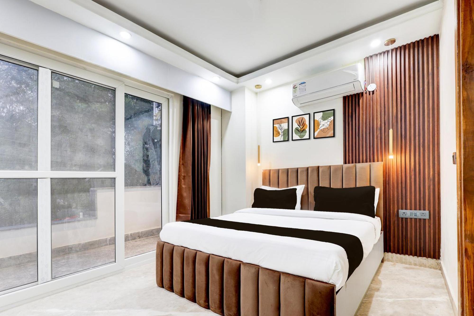 Super Hotel O Sector 43 Gurgaon Exterior photo