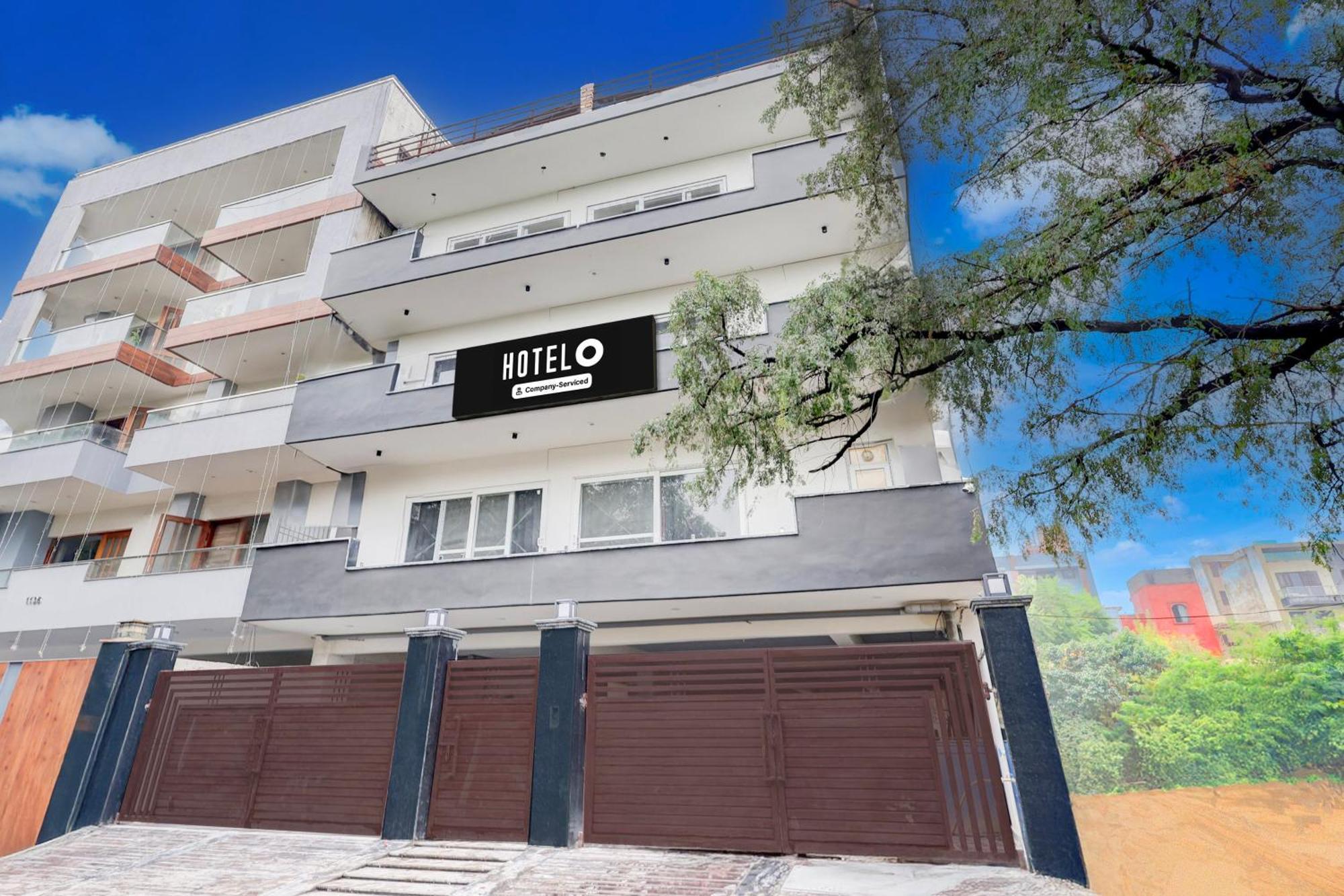 Super Hotel O Sector 43 Gurgaon Exterior photo
